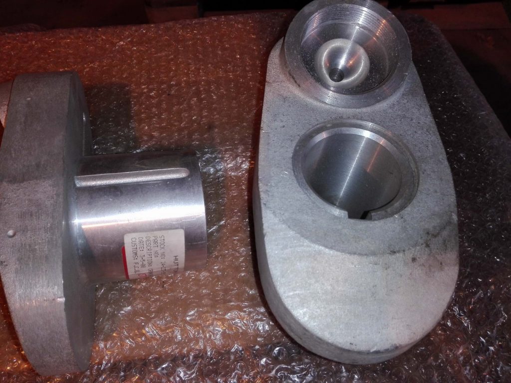 Crank shaft HP8837 stock №24-237-292 (коленвал гидромотора)