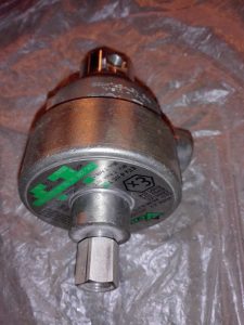 Пневматический напорный клапан VERSA ESM-3301-34-316-HE-XDAS
